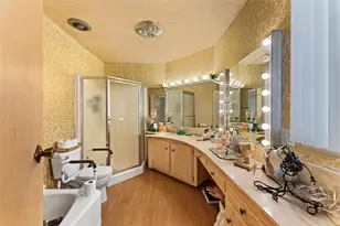 8901 Eton Ave, Canoga Park, CA 91304 - Photo 13