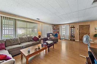 8901 Eton Avenue #87, Canoga Park, CA 91304 - Photo 7