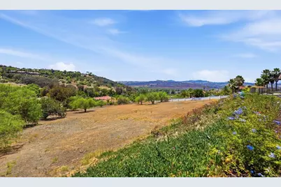 31463 Lake Vista Circle, Bonsall, CA 92003 - Photo 47