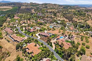 31463 Lake Vista Cir, Bonsall, CA 92003 - Photo 51