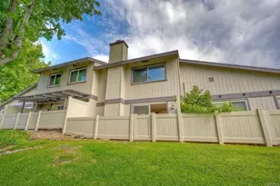 17346 Ruette Abeto, San Diego, CA 92127 - Photo 1