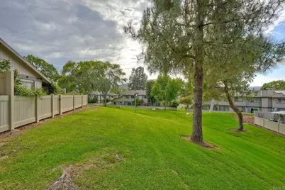 17346 Ruette Abeto, San Diego, CA 92127 - Photo 9