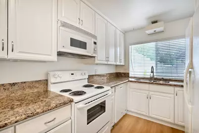 17346 Ruette Abeto, San Diego, CA 92127 - Photo 13