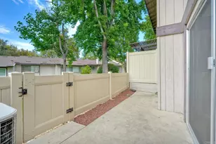17346 Ruette Abeto, San Diego, CA 92127 - Photo 9