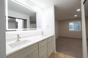 400 N Pacific St, Oceanside, CA 92054 - Photo 17