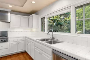 337 Skyline Dr, Vista, CA 92084 - Photo 21