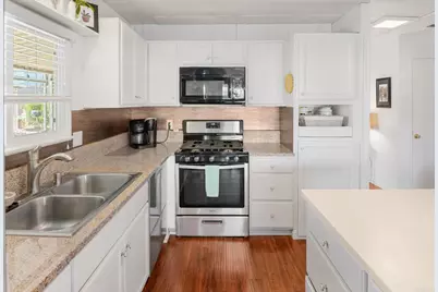 1010 E Bobier #17, Vista, CA 92084 - Photo 19
