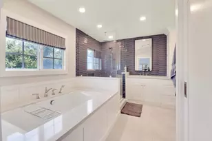 972 Skylark Dr, La Jolla, CA 92037 - Photo 19