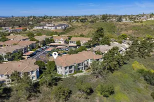 10810 Sabre Hill Dr, San Diego, CA 92128 - Photo 17