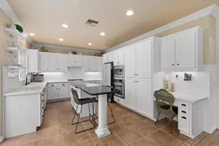 2285 Hillyer St, Carlsbad, CA 92008 - Photo 9