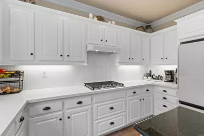 2285 Hillyer Street, Carlsbad, CA 92008 - Photo 13