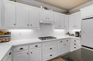 2285 Hillyer St, Carlsbad, CA 92008 - Photo 13