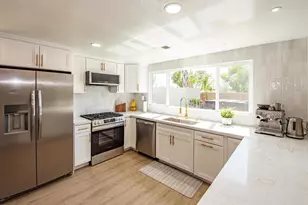 1573 Madrid Dr, Vista, CA 92081 - Photo 9