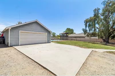916 Sunset Dr, Vista, CA 92081 - Photo 37