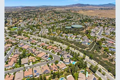 41645 Cypress Point Way, Temecula, CA 92591 - Photo 17