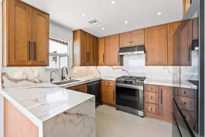 3080 Lloyd Street, San Diego, CA 92117 - Photo 7