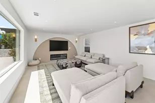 3080 Lloyd St, San Diego, CA 92117 - Photo 11
