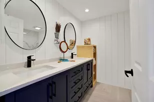 640 W Solana Cir, Solana Beach, CA 92075 - Photo 9