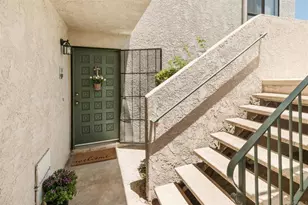 2304 Altisma Way, Carlsbad, CA 92009 - Photo 5