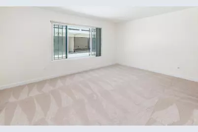 2304 Altisma Way #108, Carlsbad, CA 92009 - Photo 17