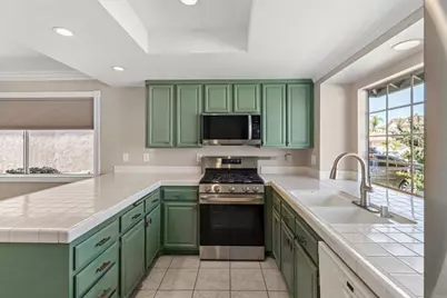 2332 Briarwood Place, Escondido, CA 92026 - Photo 5