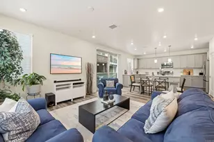 1811 Red Willow Wy, Oceanside, CA 92056 - Photo 7