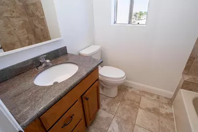 569 E Street #14, Chula Vista, CA 91910 - Photo 33