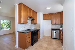 569 E St, Chula Vista, CA 91910 - Photo 13