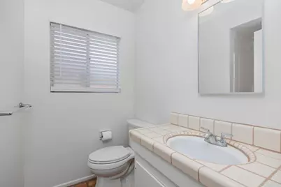 5942 Sagebrush Road, La Jolla, CA 92037 - Photo 21