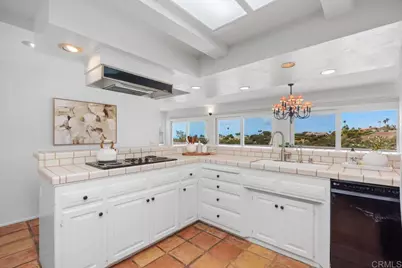 5942 Sagebrush Road, La Jolla, CA 92037 - Photo 11