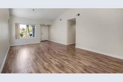 1826 Spyglass Cir, Vista, CA 92081 - Photo 11
