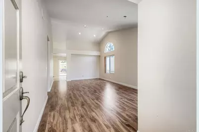 1826 Spyglass Cir, Vista, CA 92081 - Photo 9