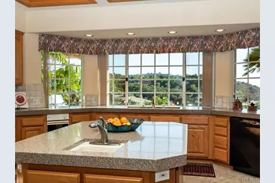 31481 Lake Vista Circle, Bonsall, CA 92003 - Photo 17