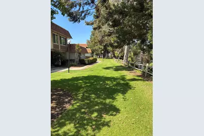 2530 Via Astuto, Carlsbad, CA 92010 - Photo 3
