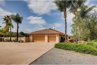 29979 Robbie Lane, Vista, CA 92084 - Photo 13
