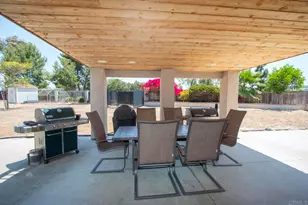 1417 Grey Oaks Ct, Oceanside, CA 92056 - Photo 13