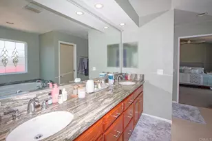 1417 Grey Oaks Ct, Oceanside, CA 92056 - Photo 21