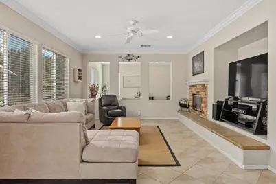 28292 Meadow Glen Way, Escondido, CA 92026 - Photo 17