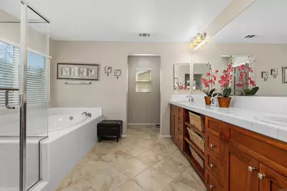 28292 Meadow Glen Way, Escondido, CA 92026 - Photo 27