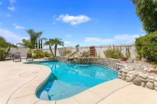 23997 Orleans Ln, Murrieta, CA 92562 - Photo 29