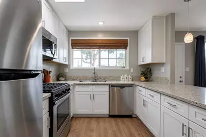 5102 Frink Avenue, San Diego, CA 92117 - Photo 9