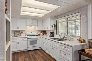 955 Howard Ave, Escondido, CA 92029 - Photo 5