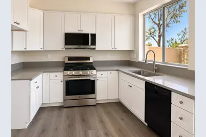 9453 Questa Pointe, San Diego, CA 92126 - Photo 9
