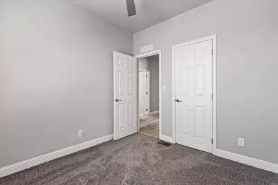 400 N Melrose Drive #14, Vista, CA 92083 - Photo 23