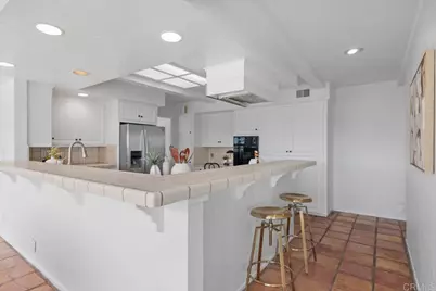 5942 Sagebrush Road, La Jolla, CA 92037 - Photo 7