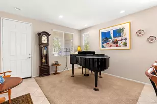 1043 Greenway Rd, Oceanside, CA 92057 - Photo 9
