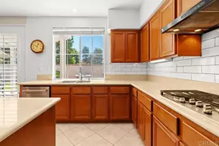 1043 Greenway Rd, Oceanside, CA 92057 - Photo 17