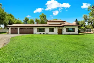15459 Glentree Rd, Valley Center, CA 92082 - Photo 3