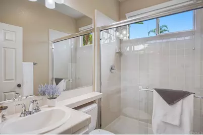7922 Sitio Granado, Carlsbad, CA 92009 - Photo 11