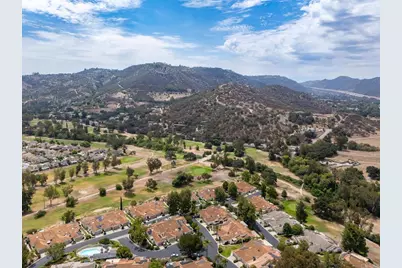 29665 Castle Creek Ln, Escondido, CA 92026 - Photo 41